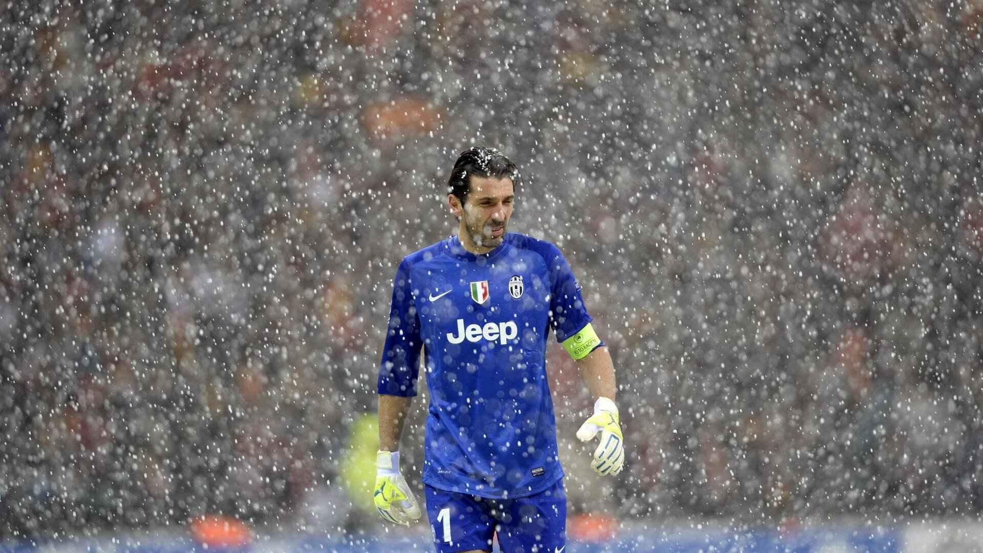 日本球员助攻频频,攻势凌厉,日本队辅助